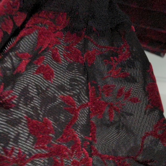 Mystree Size L Black and Deep Red Sheer Top with Lace and Bell Sleeves - Picture 4 of 9